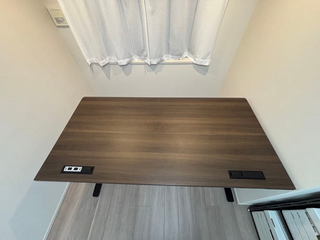 オカムラ 電動昇降デスクSwift スイフト 幅155×奥行77.5cm 20万