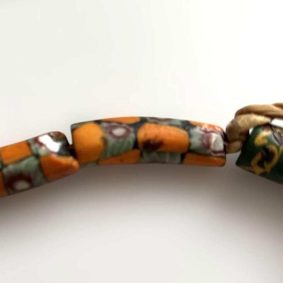 トレードビーズ　アフリカ　希少　レア　貴重　グリーン　ブラック　オレンジ