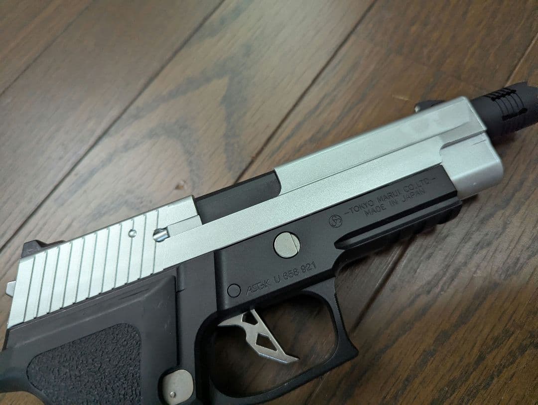 東京マルイ　センチネルナイン　ガスブローバック　バイオハザード