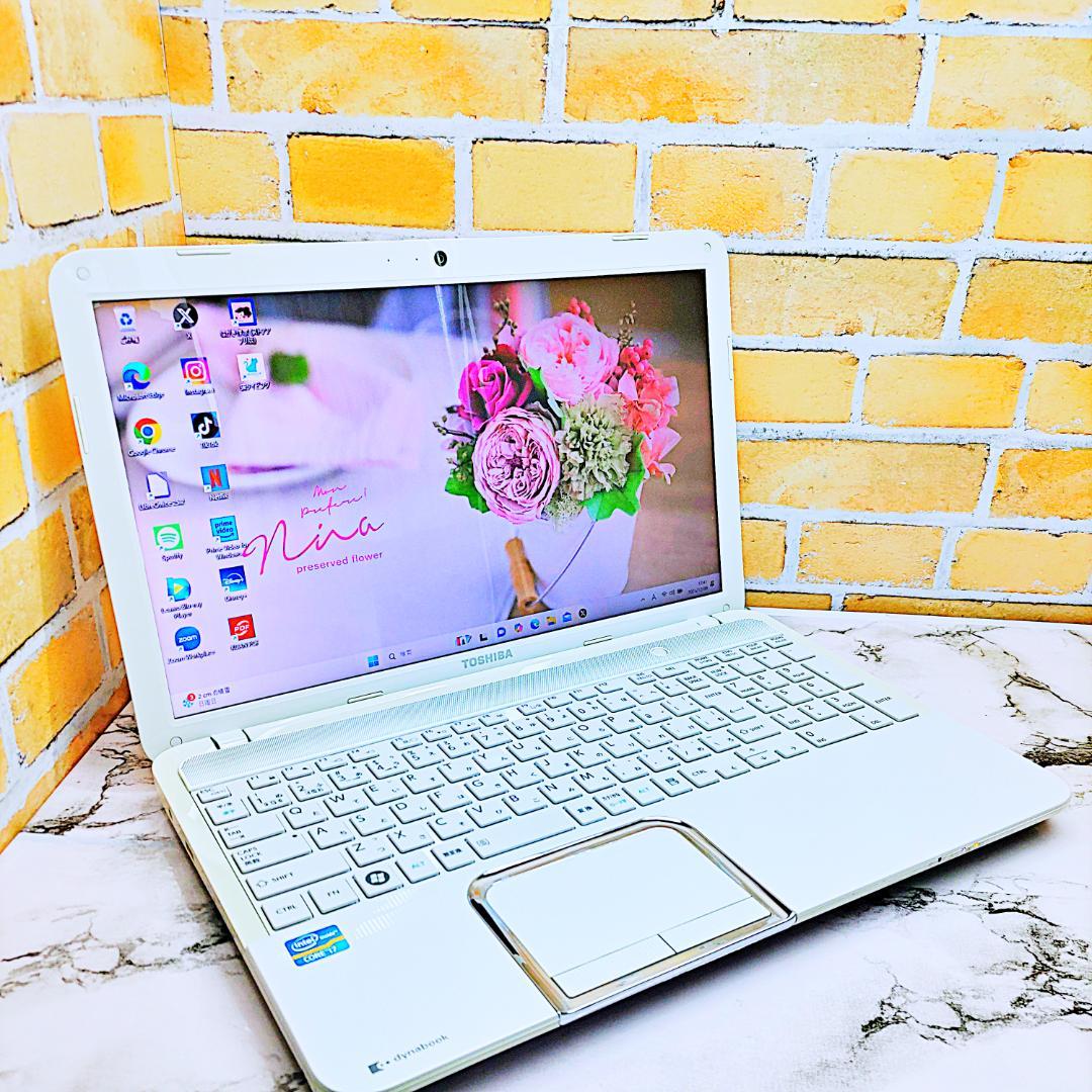 簡単PC❣️WIN11ノートパソコン❤️爆速SSD❤️メモリ８G✨Blu-ray