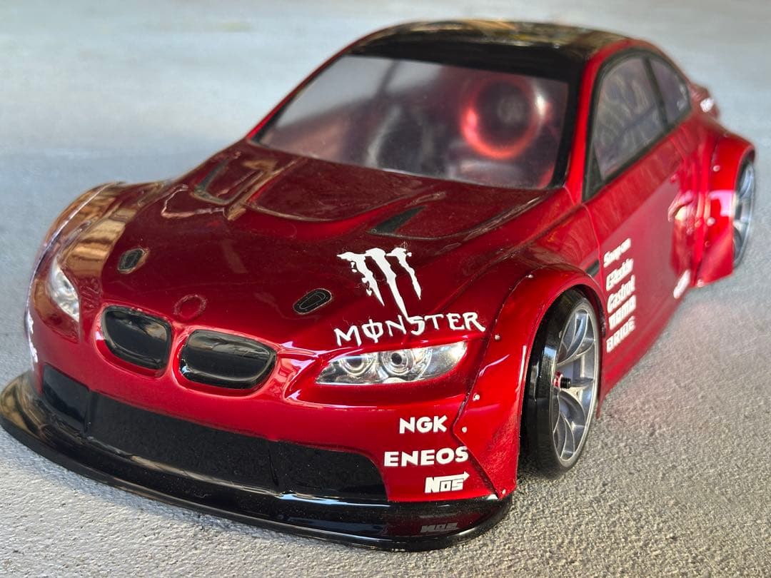 BMW M3 E92 LIBERTYWALK風　オーバーフェンダー