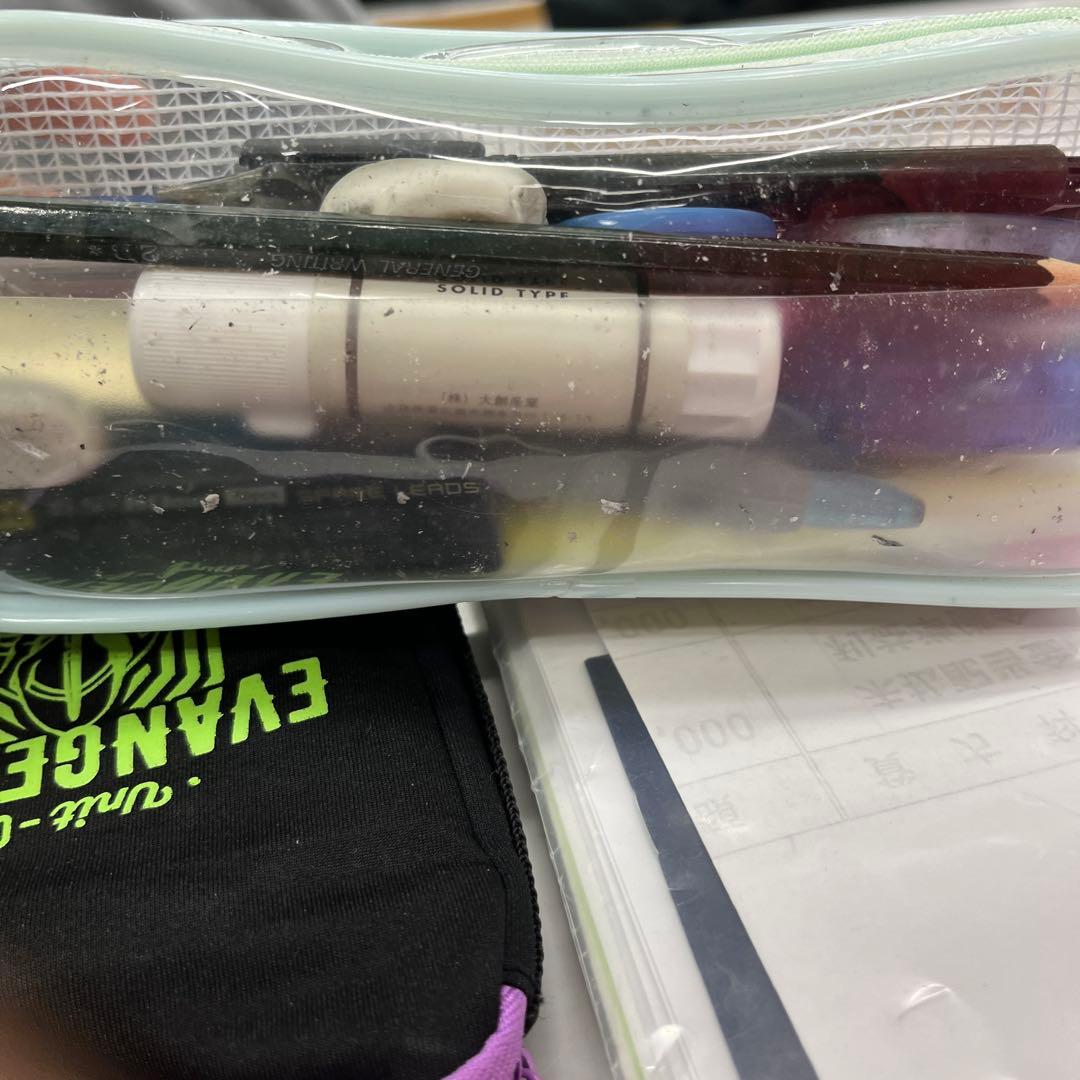 透明ジッパー式筆箱