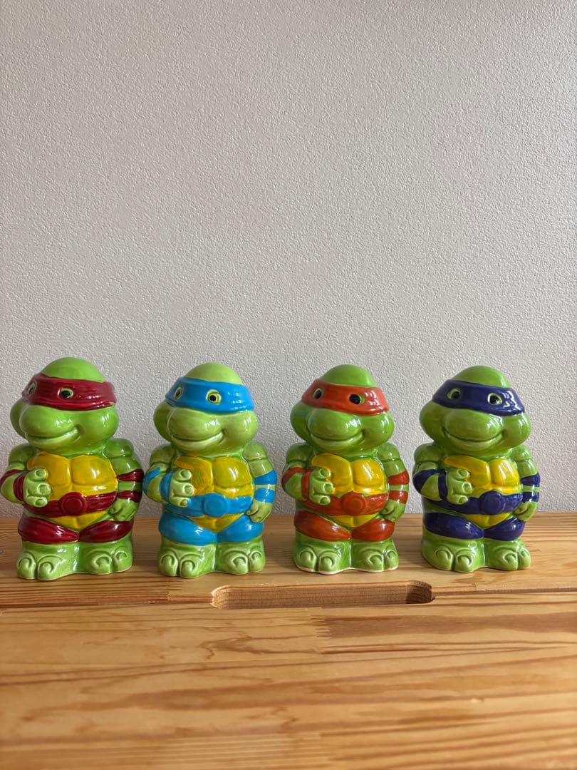 ミュータント・タートルズ 陶器貯金箱 4体セット