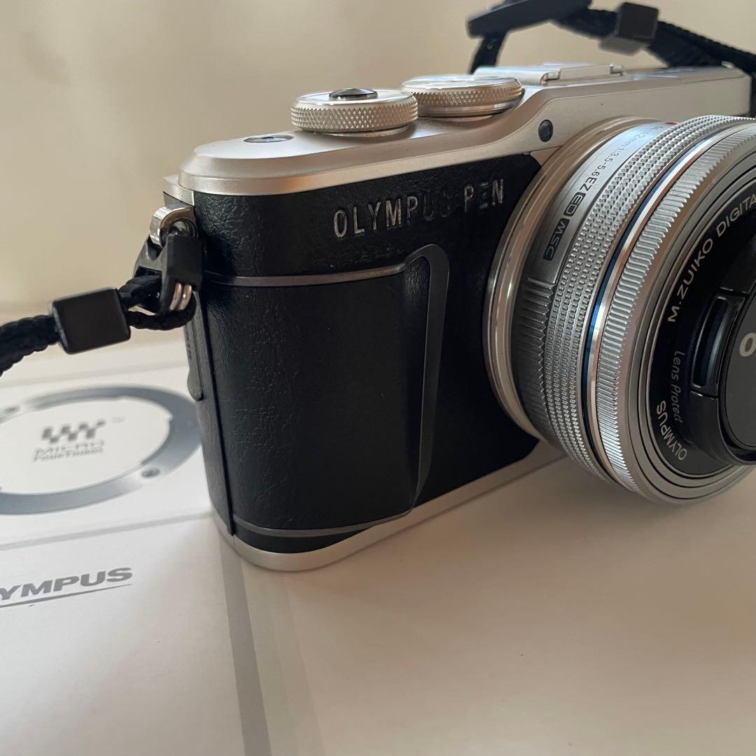 【値下げ！美品】OLYMPUS PEN E-PL9 [ブラック]ミラーレス一眼