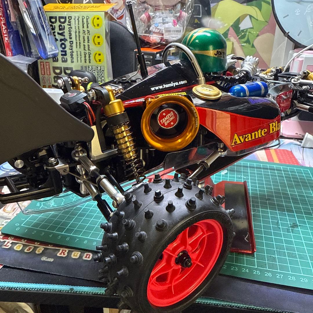 タミヤ1/10 アバンテ(2011)ブラックスペシャル