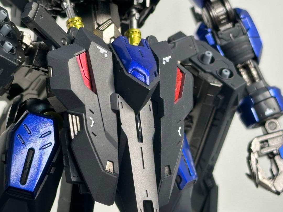 MG 1/100 ガンダムヴィダール 全塗改修完成品