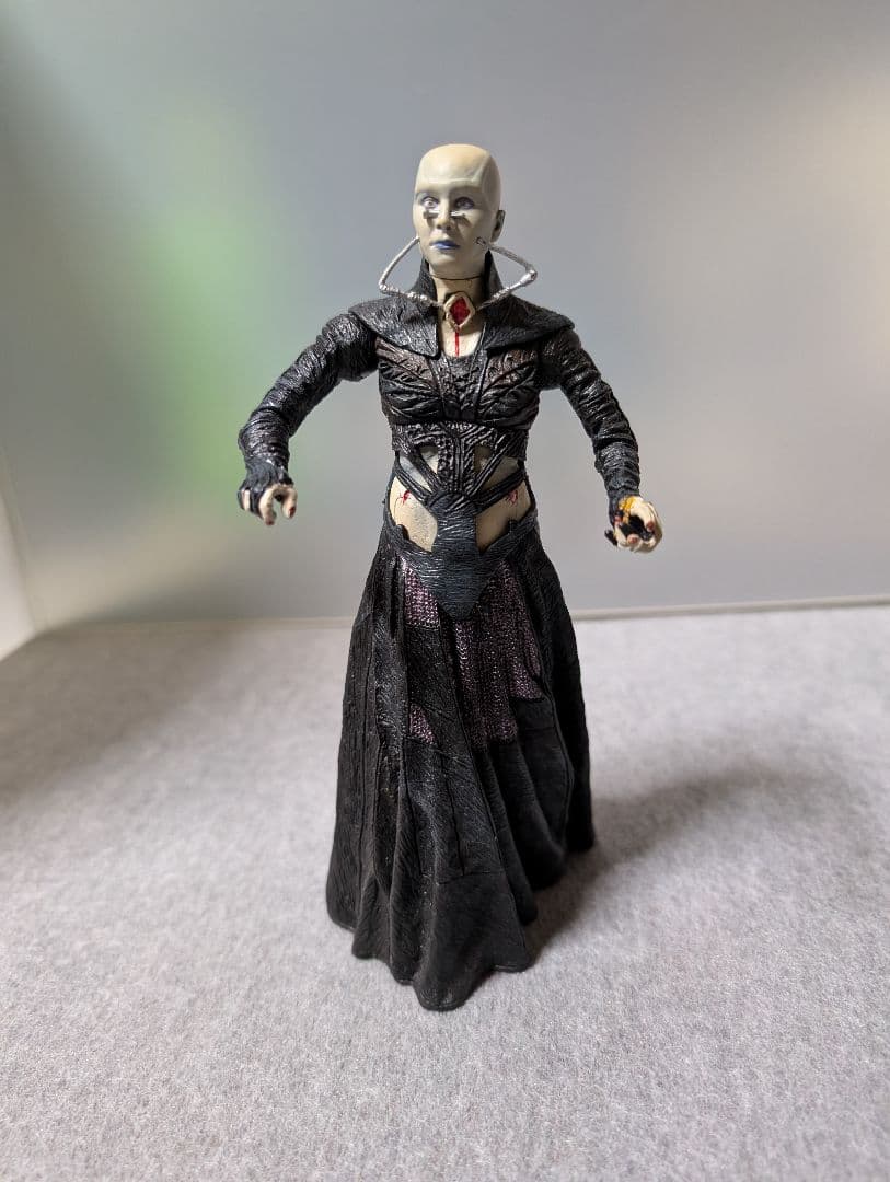 NECAヘルレイザー　ジャンク　フィメールとピンヘッド フィギュアセット