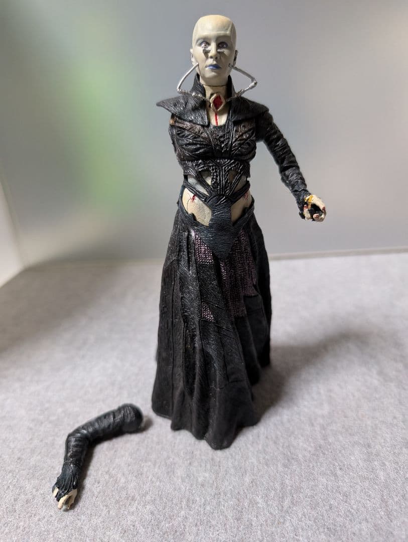 NECAヘルレイザー　ジャンク　フィメールとピンヘッド フィギュアセット