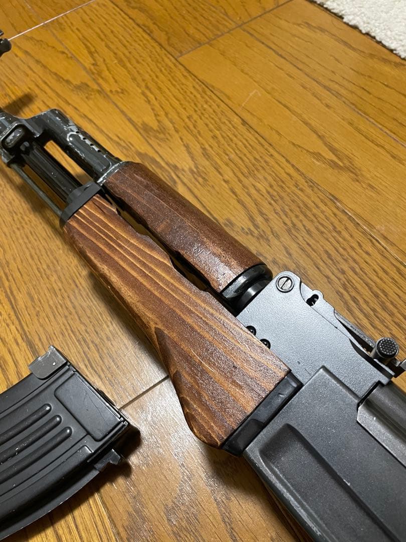 東京マルイ ak47 リアルウッド 電子トリガー搭載 メタルフレーム