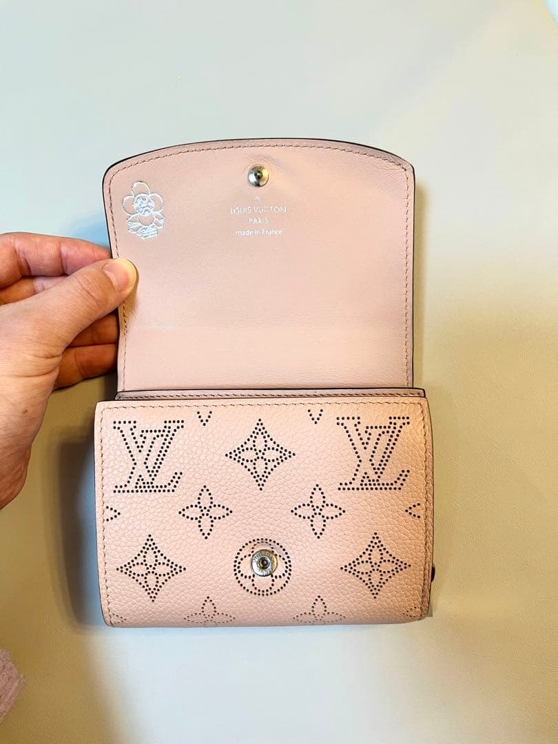 ルイヴィトン　財布　ポルトフォイユ・イリス コンパクト　美品