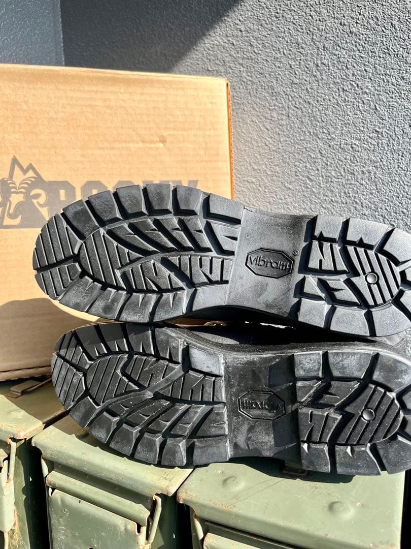 米軍放出未使用品Rocky社 米国製タクティカルブーツスチールトゥ入り 28cm