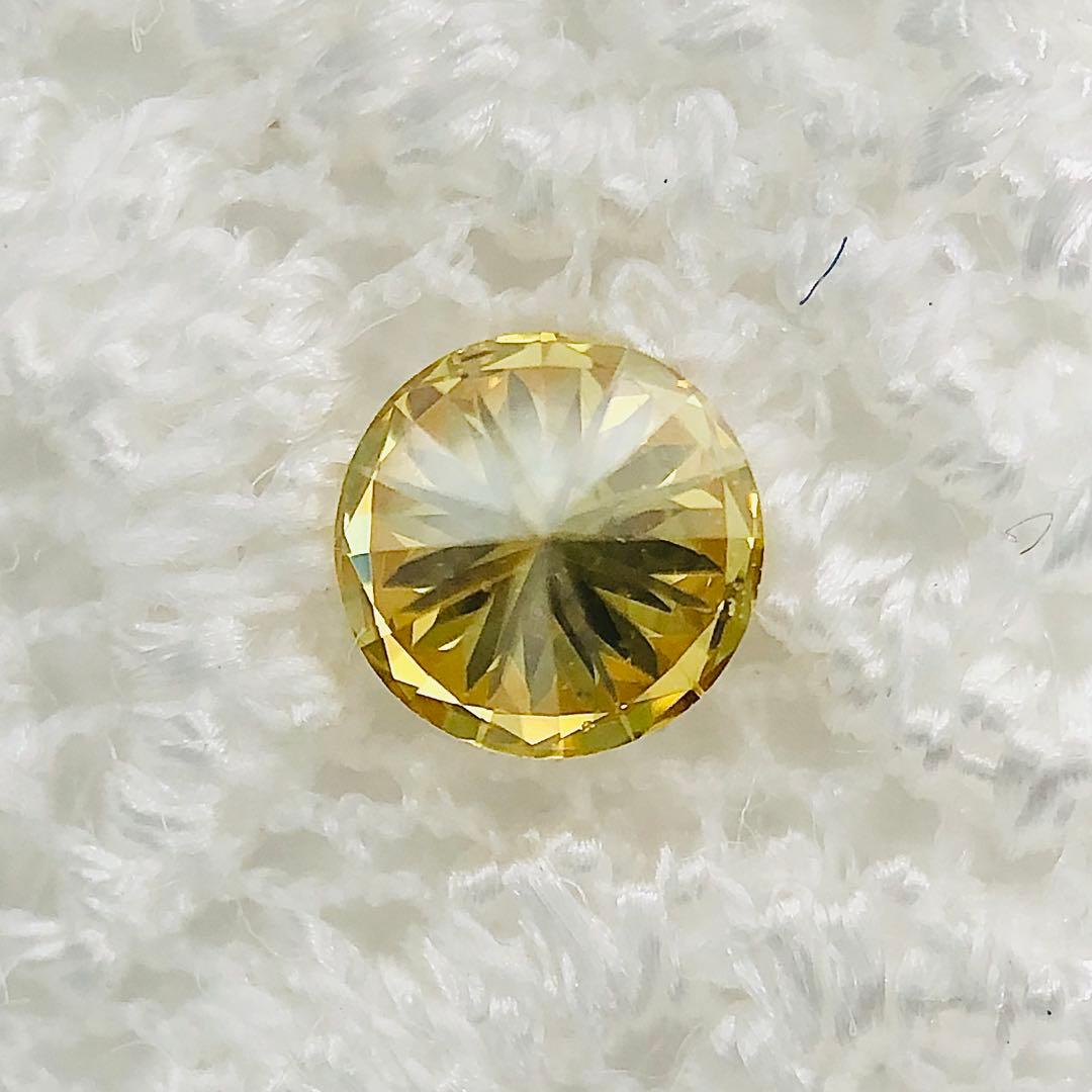 0.140ct F.D. Orangy Yellow VS-2 イエローダイヤ