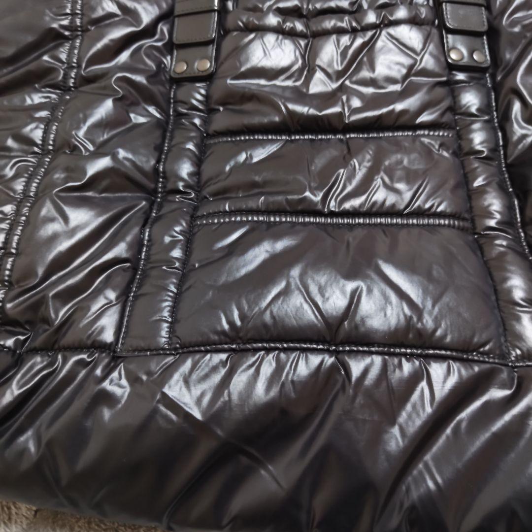 ボッテガ　黒いキルティングショルダーバッグ