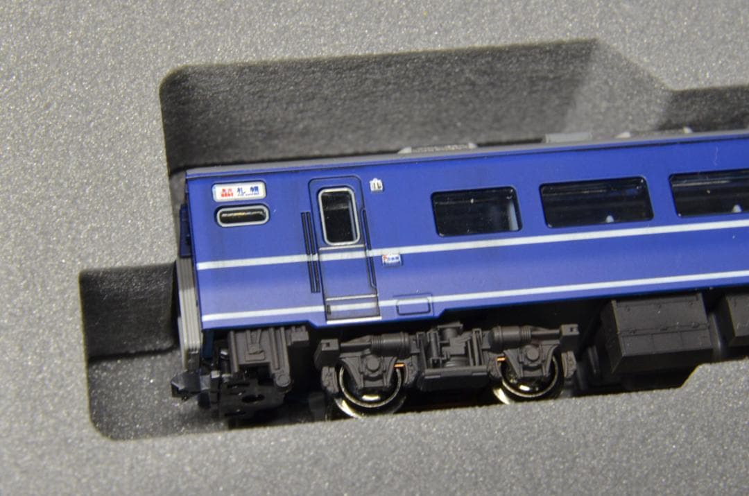 【精密加工品】KATO 寝台急行はまなす 給電エンジン代替車付き 14両セット