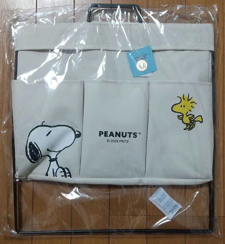 スヌーピー ディズニー ひつじ ショーン ヘッドホン うさ耳 容器 ボトル