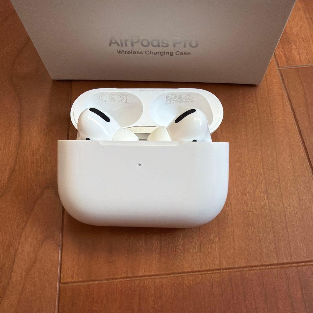 Apple AirPods Pro 第一世代 正規品 2020年購入
