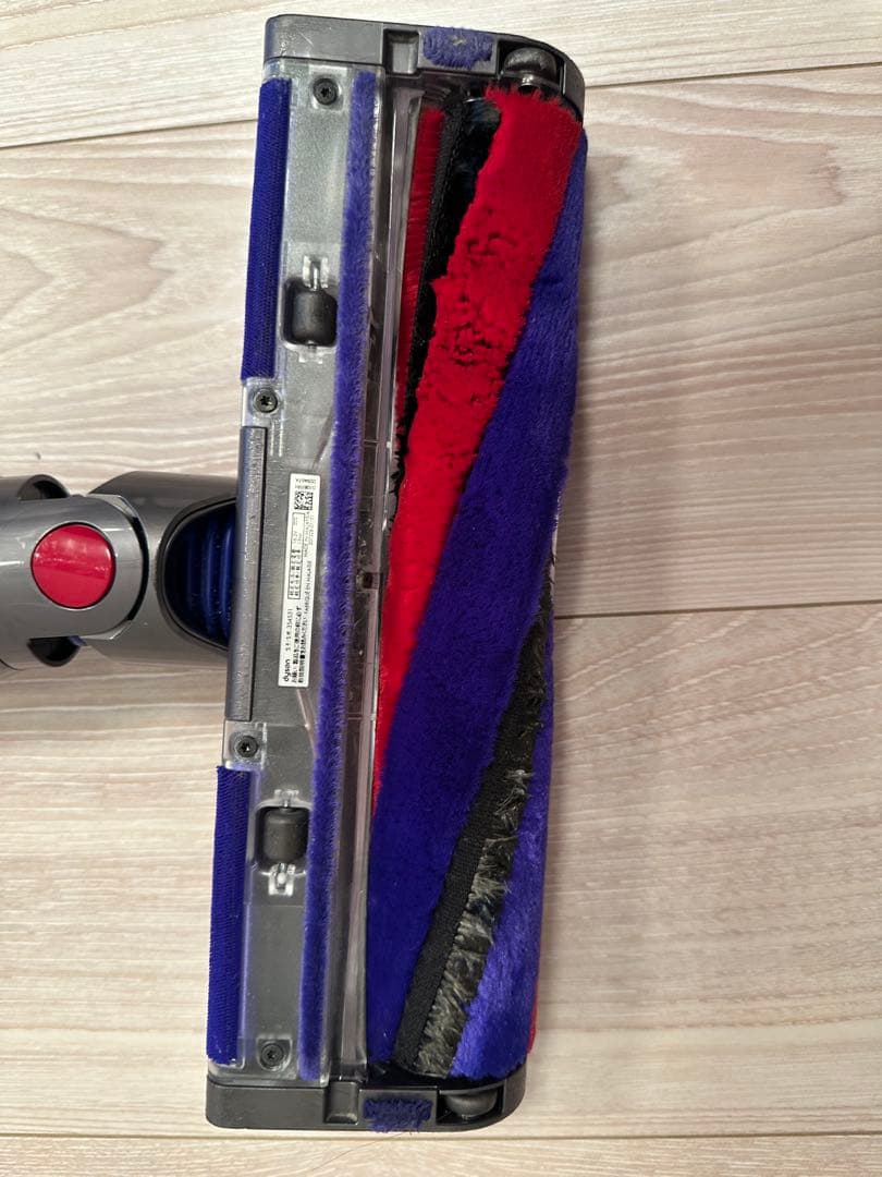 最終値下げ　Dyson V8 Slim Fluffy