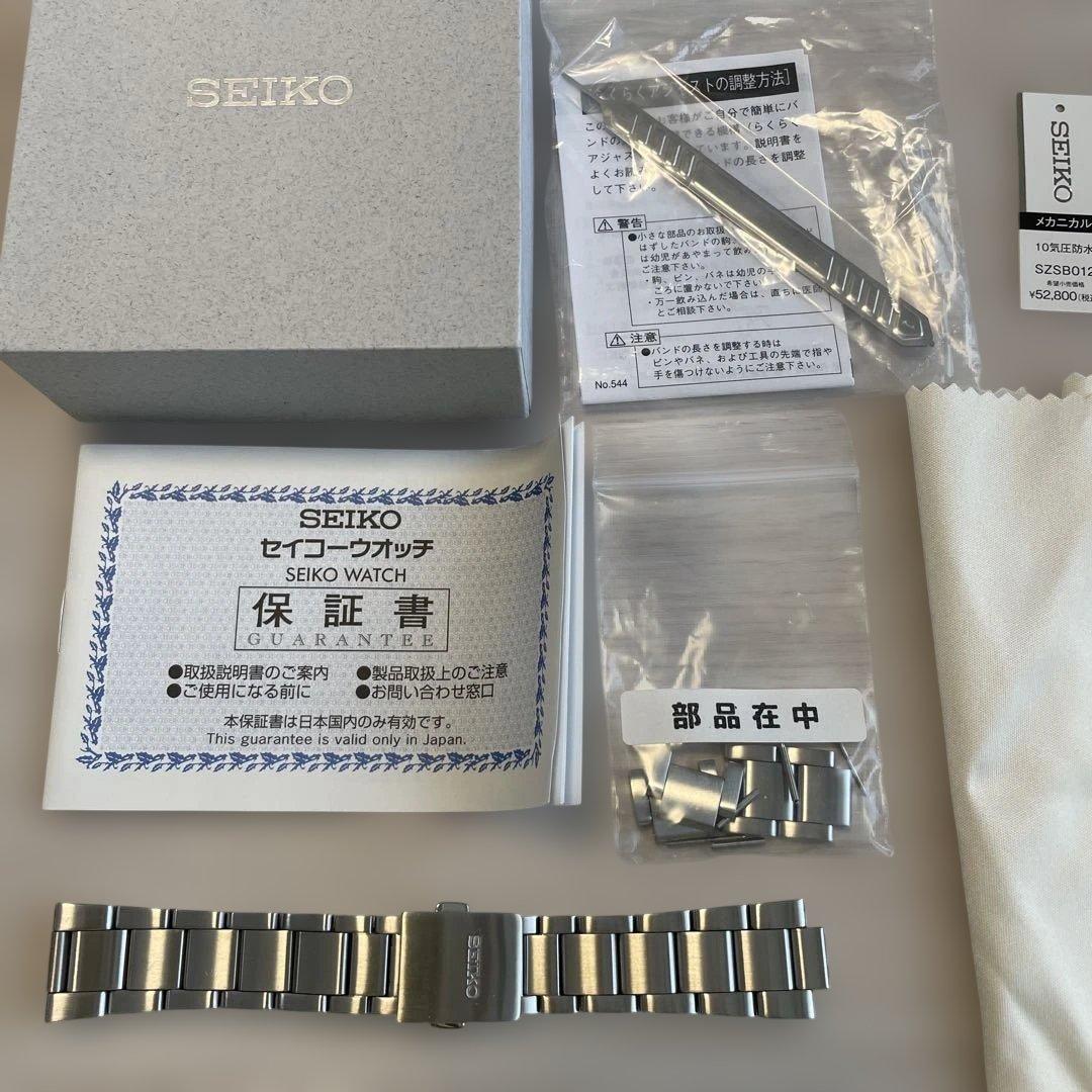 美品　SEIKO 自動巻き腕時計 SZSD012 10気圧防水