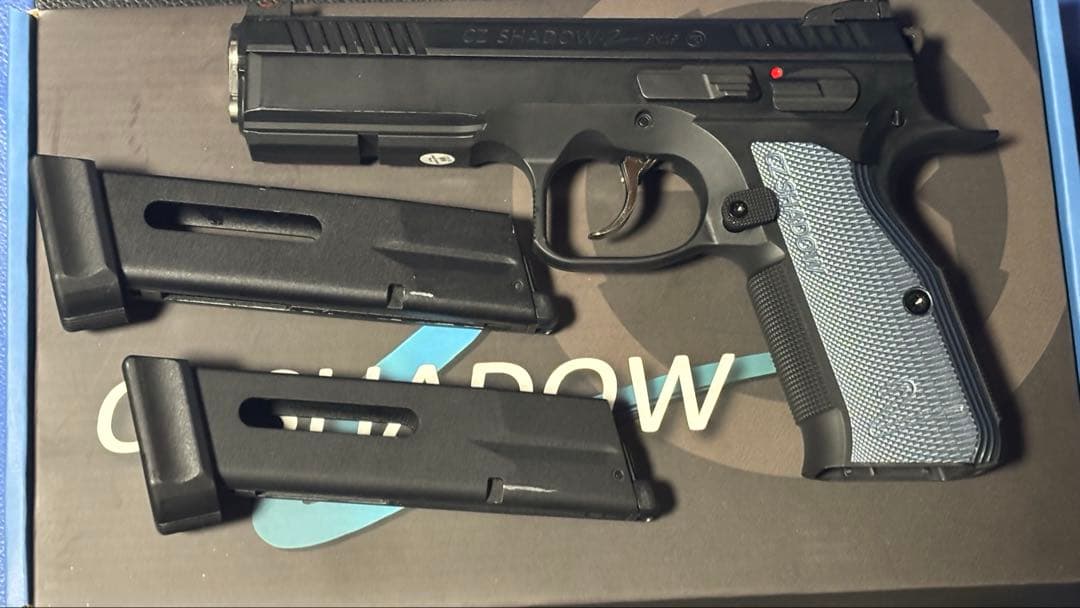 カーボネイト CZ SHADOW 2 CO2 GBB マガジン2本付き