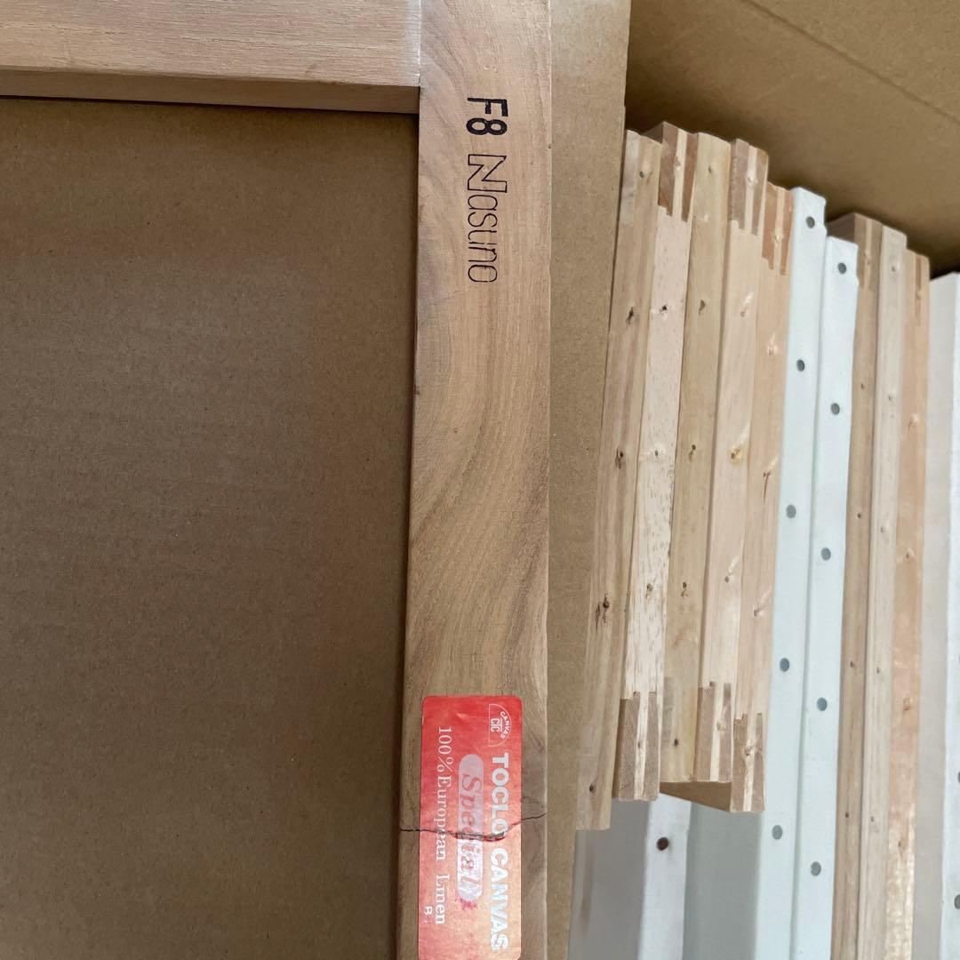 木枠フレームとキャンバスセット　29点セット　油絵　只今F6キャンバス一枚付き！