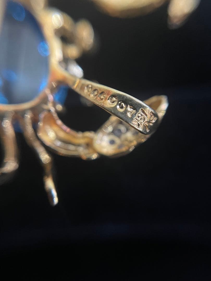 ポンテヴェキオ　カニ　18金　ブローチ　ブルートパーズ　ダイヤ　7.4g