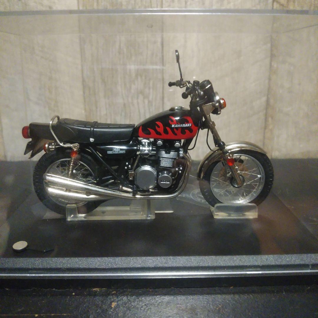 カワサキ　750RS 鉄馬　1/18