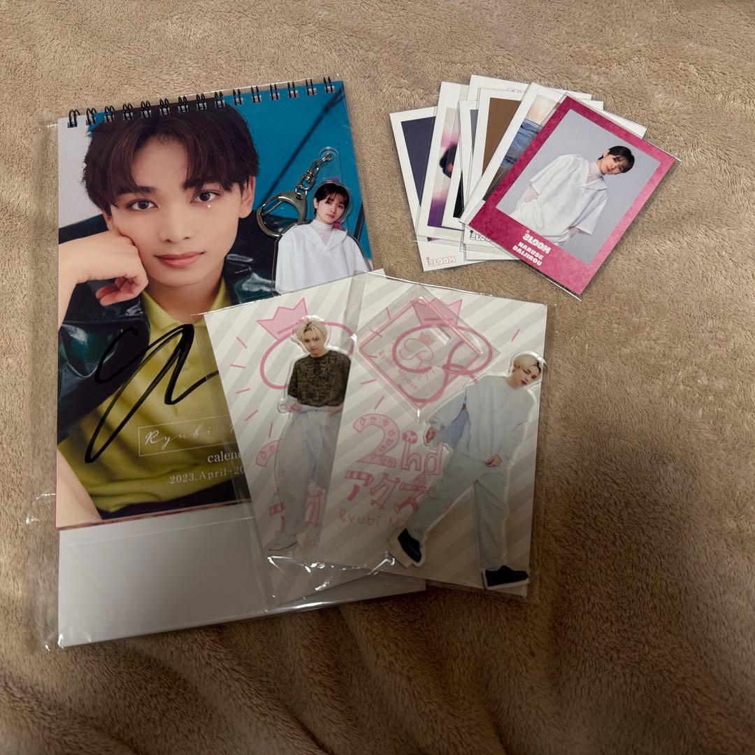 宮世琉弥　アクスタ　サイン　トレカ