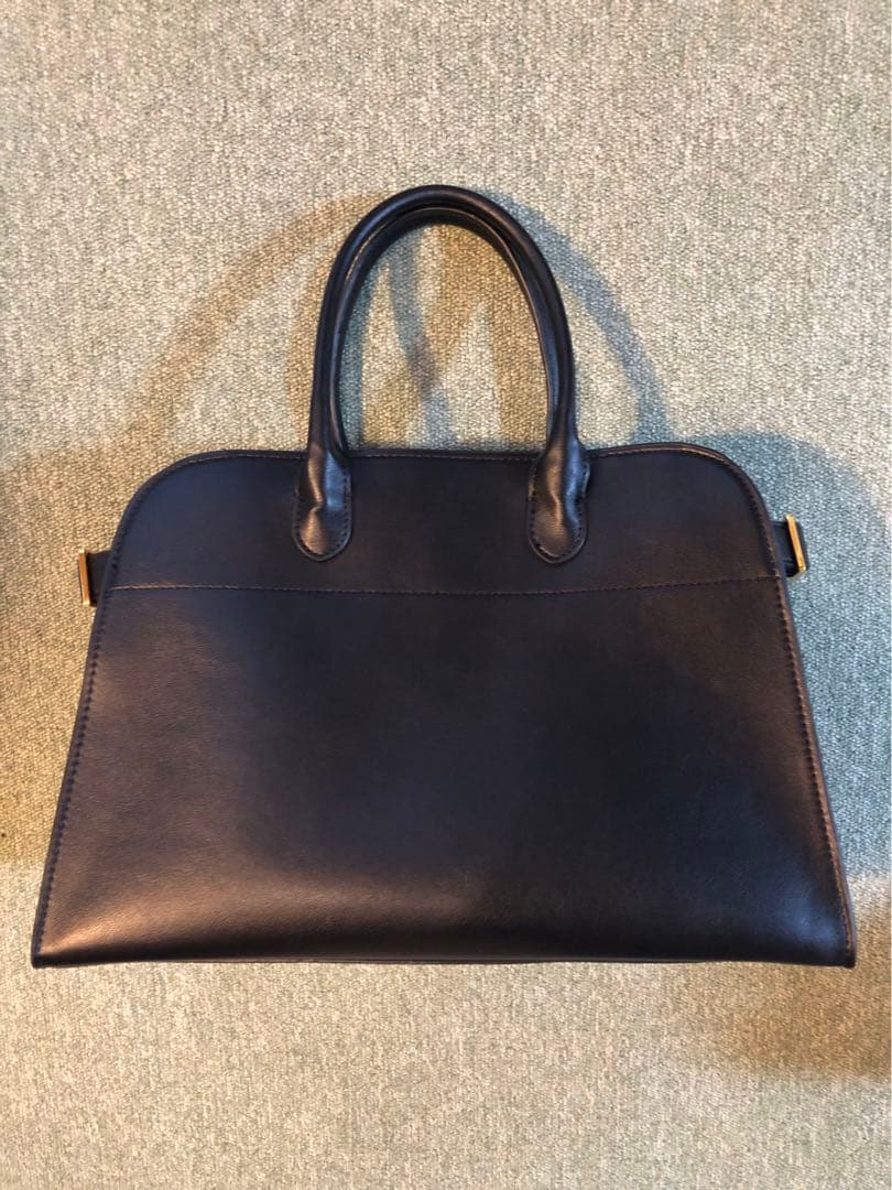 新品未使用✨THE ROWバッグ　ノベルティ　マルゴー15 大容量 本革