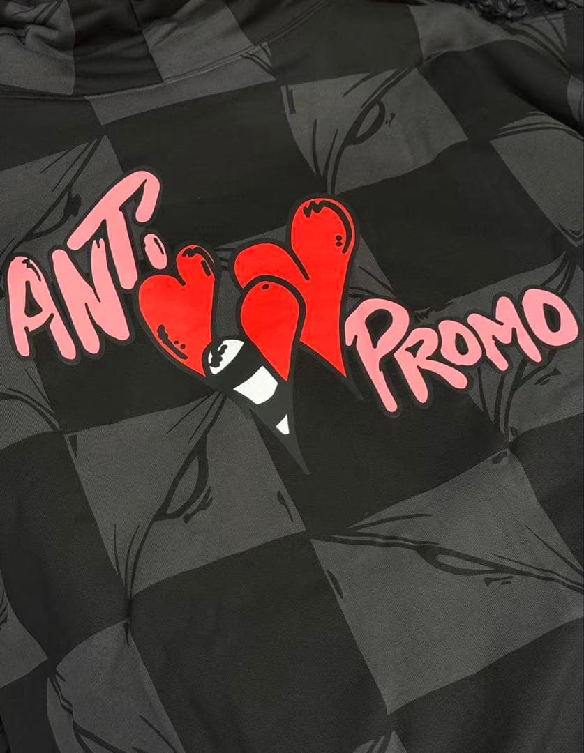 工*一様 MATTY BOY ANTI PROMO 99 EYES HOODIE