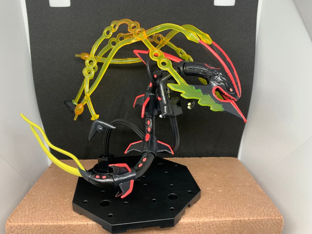 専用ページ モンコレ メガレックウザ リザードン