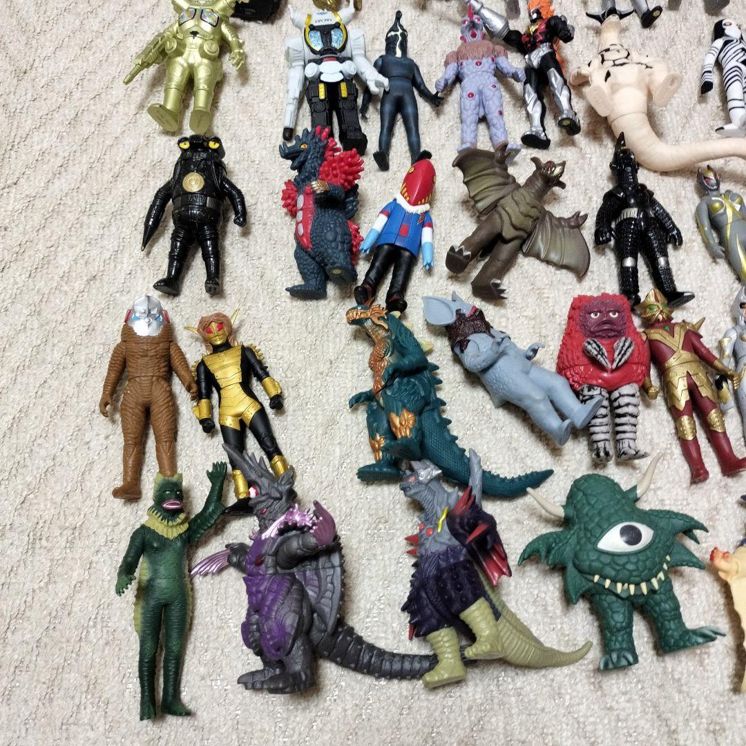 d*3様 ウルトラマンシリーズ 怪獣フィギュアセット 約50体