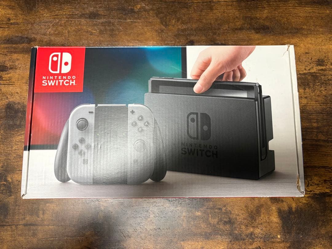 Nintendo Switch 本体+付属品（SDカードおまけ付き）