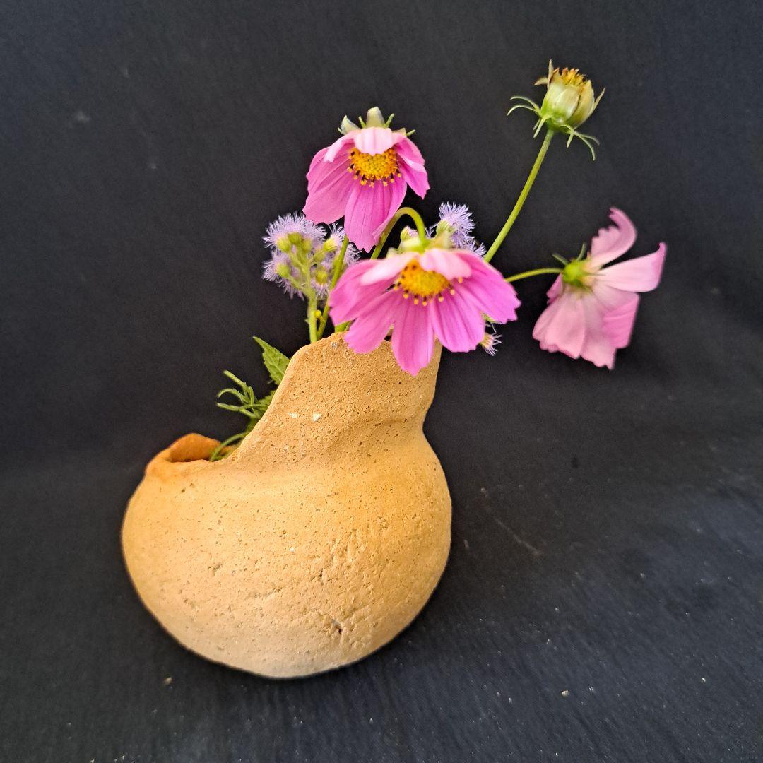 「弥生土器に花を活ける①」 弥生種壺-祭器(直径8.5cm) 2客セット 骨董ア