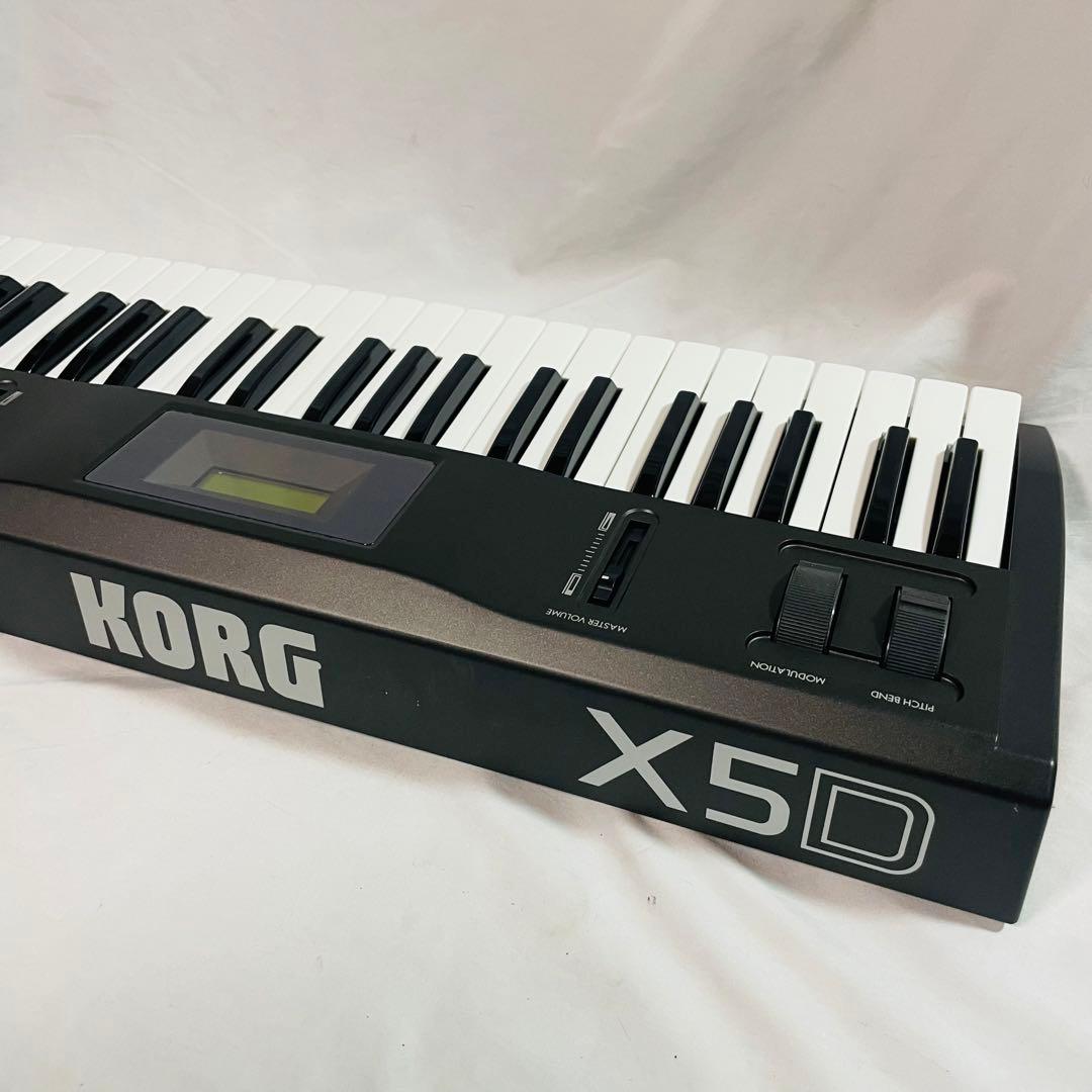 KORG X5D シンセサイザー　ケース付　現状品