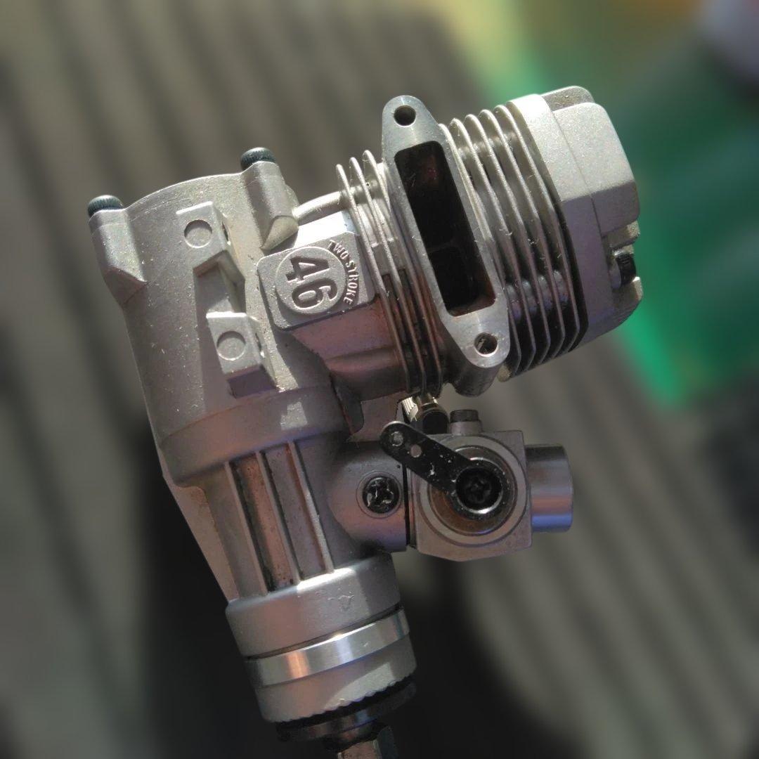 O.S. MAX 46AX II エンジン