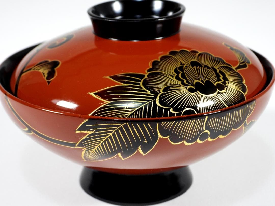 輪島塗　懐石椀汁椀　蒔絵椀　上質朱漆　牡丹沈金 蓋碗十客 共箱