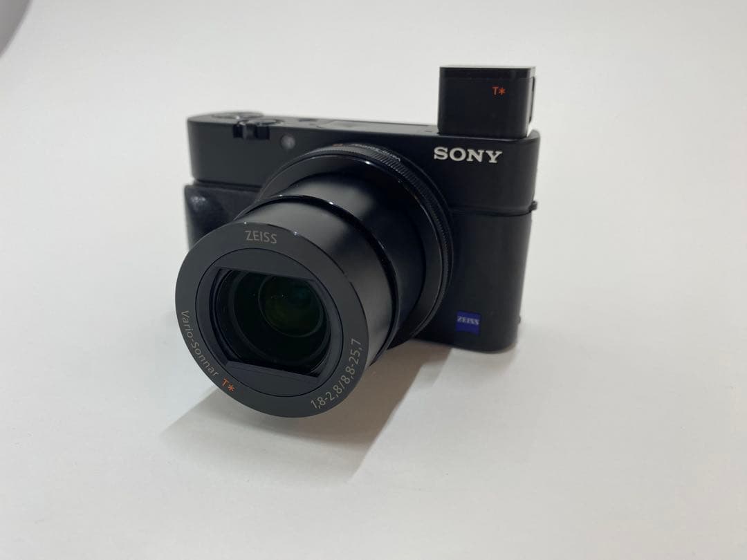 SONY RX100Ⅲコンパクトデジタルカメラ ZEISSレンズ