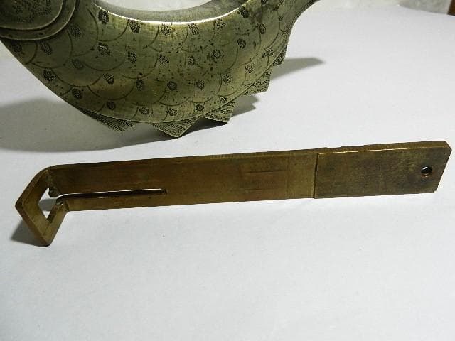 李朝（李氏朝鮮）のアンティーク魚型錠前