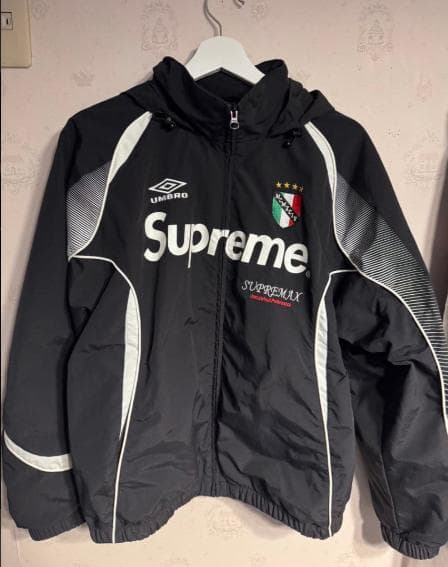 未使用 supreme umbro ナイロンジャケット サイズ : M