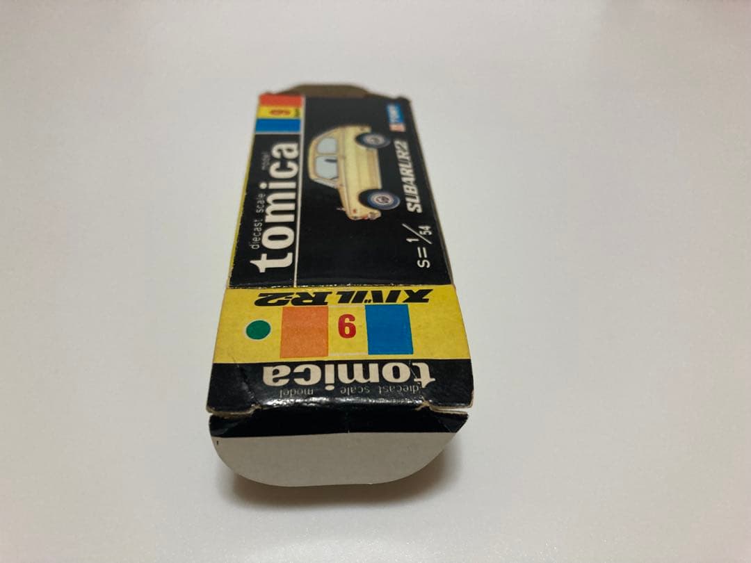 トミカ　No. 9 日本製　スバル　R-2 白シート 緑色指名箱