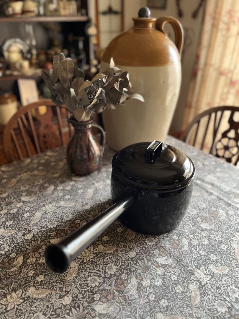 イギリス　アンティーク　JUDGE WARE ホーロー　ソースパン　鍋　エナメル