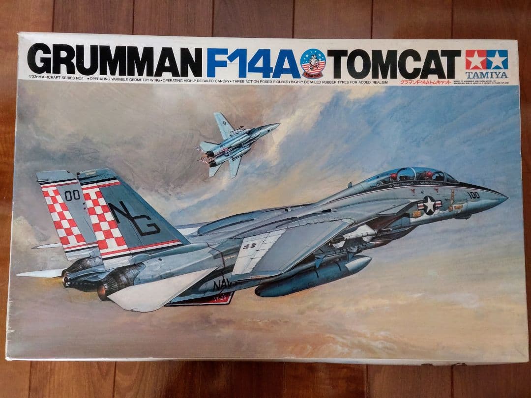 【タミヤ】1/32 グラマン F-14A トムキャット 未使用品