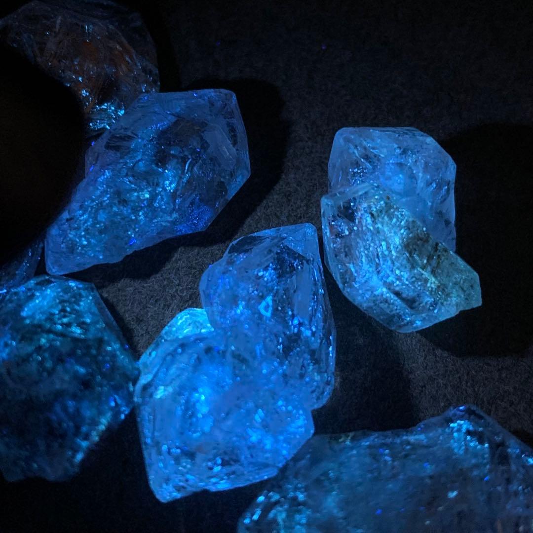 ペトロレアムクォーツ(特大)5個セットx-1/蛍光水晶