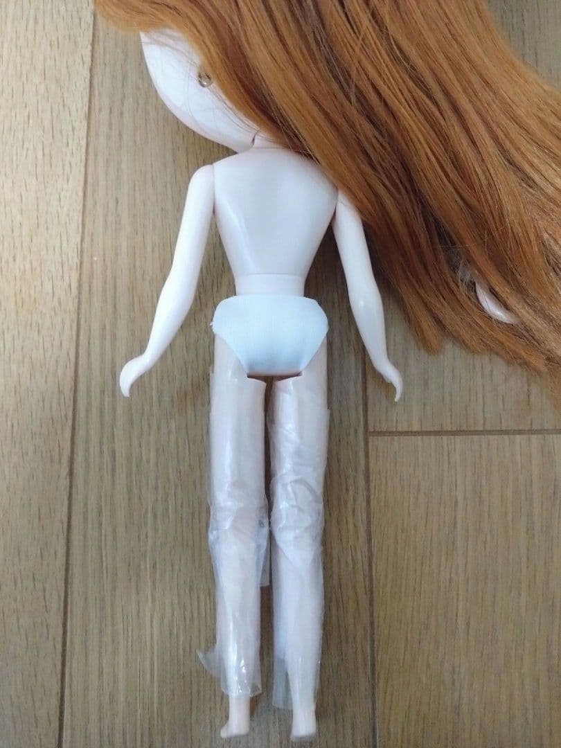 ネオブライス　カスタムブライス　プラッド・パレード　アウトフィット付