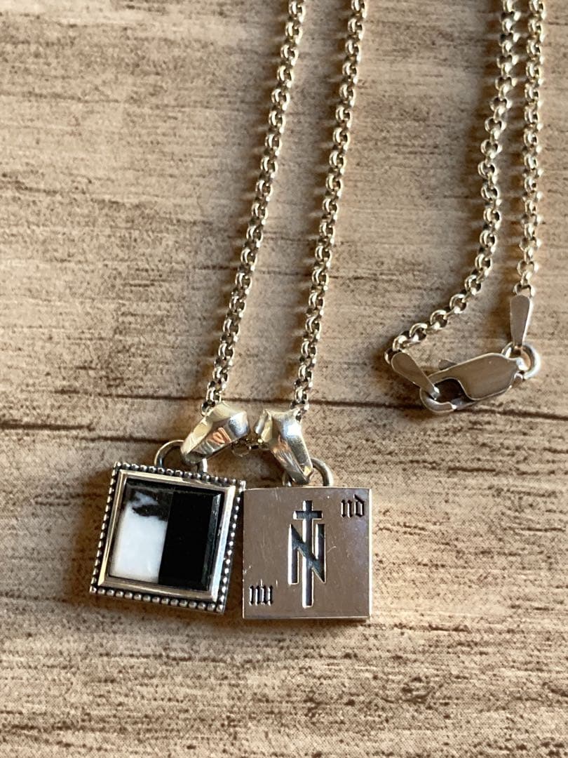 NIL DUE / NIL UN ダブルトップネックレス