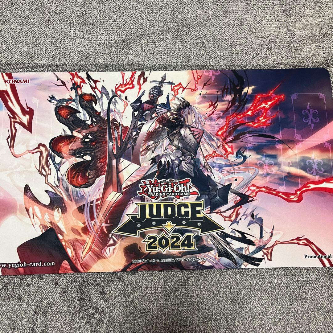 【開封済み未使用】遊戯王 デスピアン・ルルワリリス　赫聖の妖騎士 プレイマット