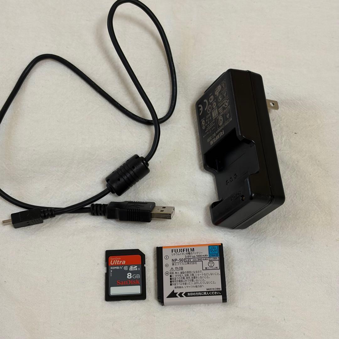 フジフイルム FinePix F1000EXR デジカメ