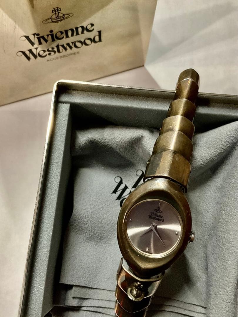 vivienne westwood アーマーウォッチ