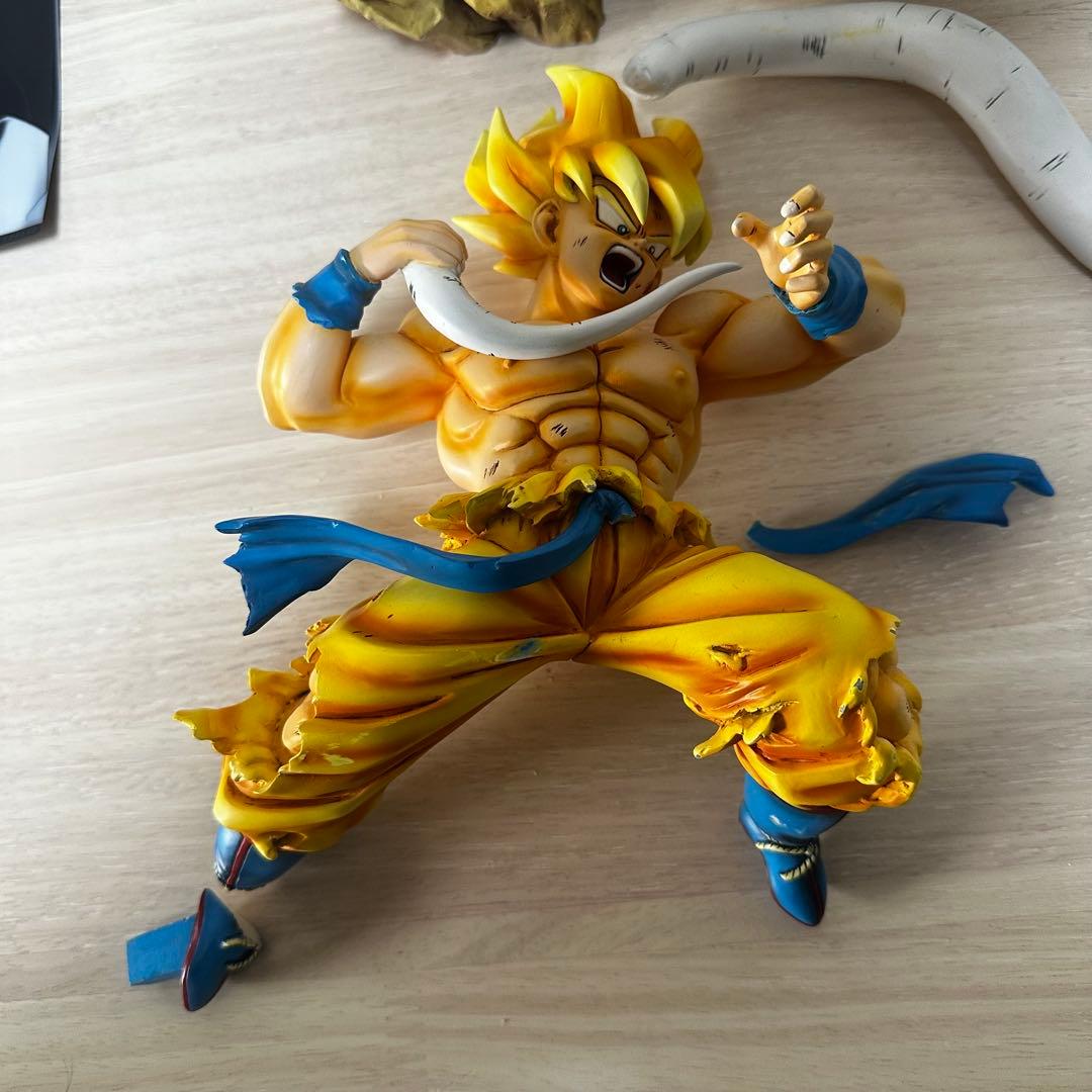 ドラゴンボール 超サイヤ人ゴクウ フリーザ フィギュアセット