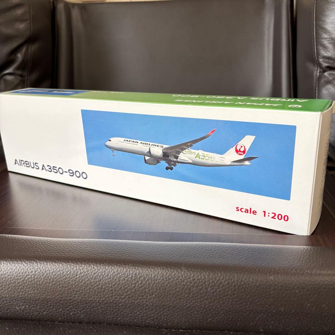 美品 日本航空 AIRBUS A350-900 1/200スケール JA03XJ